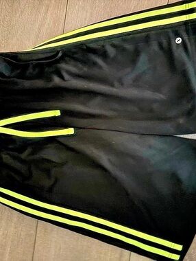 2XU Black Athletic Shorts Like New